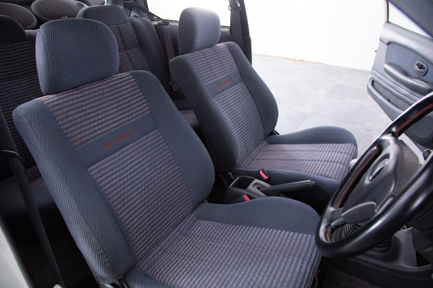 シャレード 1.6デ・トマソ ビアンカ