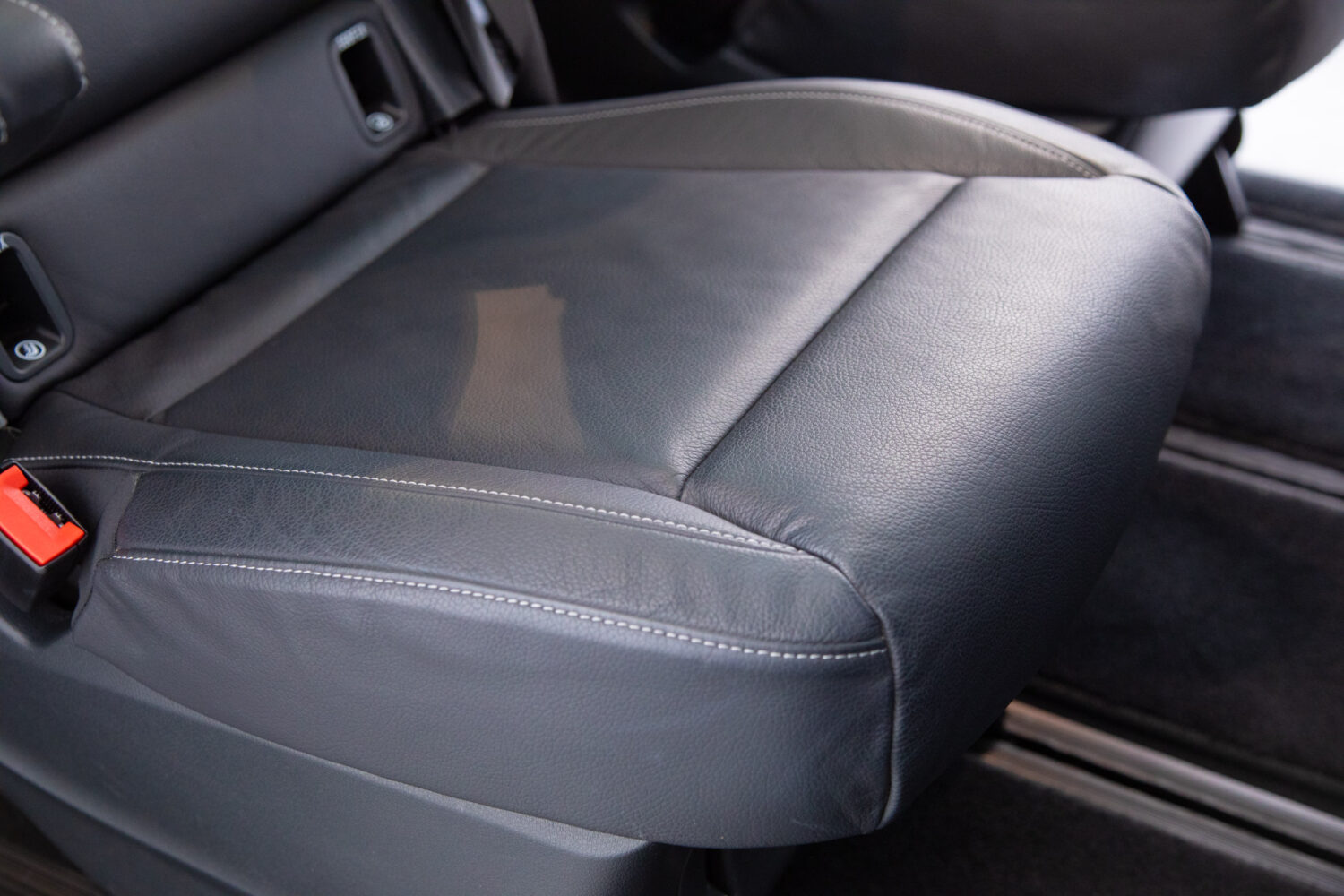 ベンツ Vクラス V220 d アバンギャルド ロング AMGラインパッケージ ディーゼルターボ