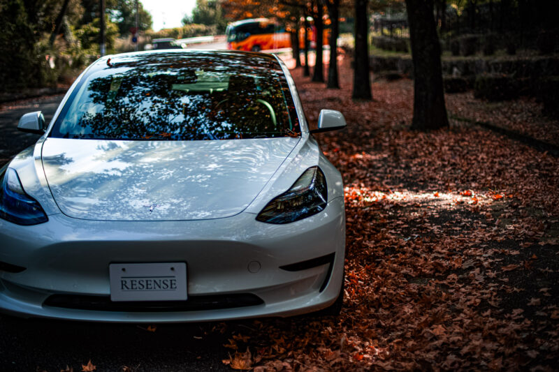 テスラ・モデル3（RWD）ギャップが生み出す魅力