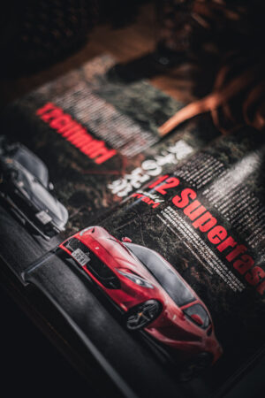 GENROQ 2025年12月号に掲載「異才の兄弟〜Ferrari 12Cilindri × 812 Superfast〜」