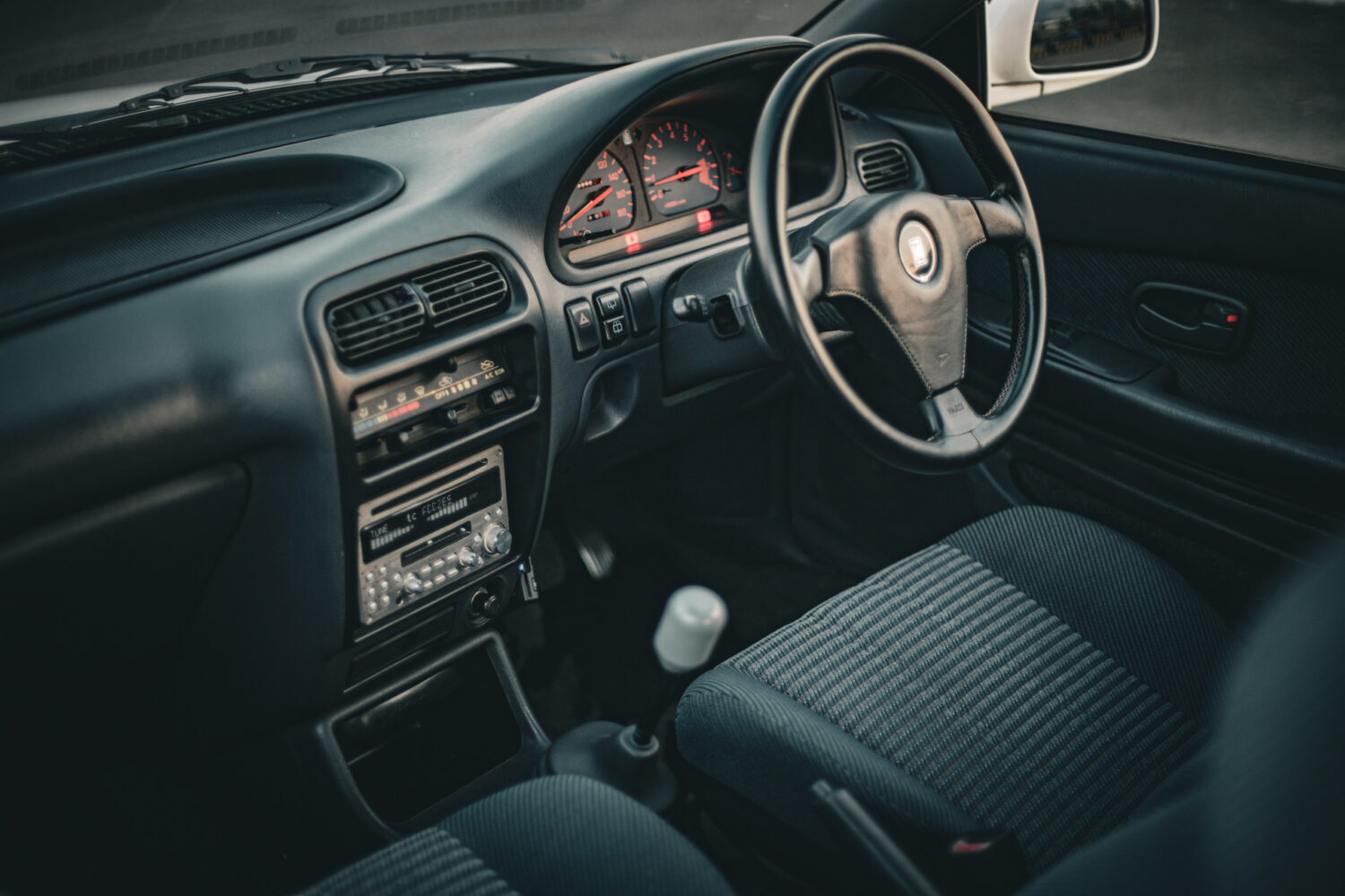 ダイハツ・シャレード デ・トマソ ビアンカ(FF/5MT)小さなじゃじゃ馬