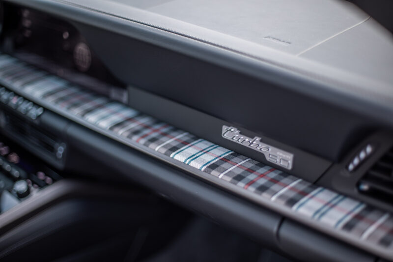 ポルシェ・911 ターボ 50イヤーズ（2025）半世紀の証を纏う