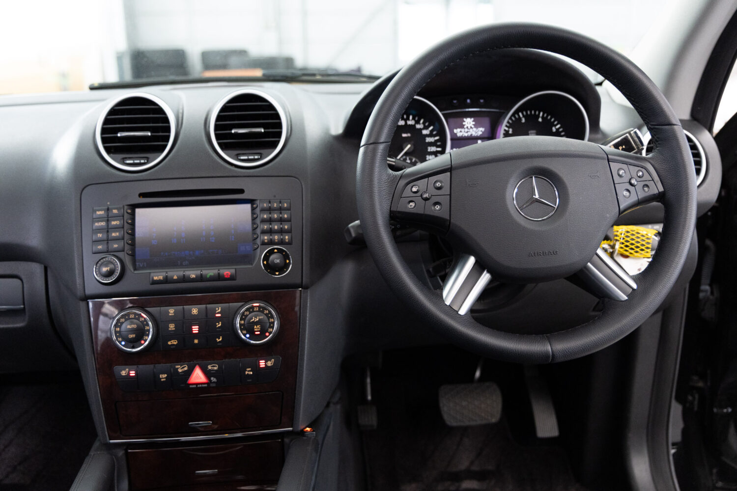 Mクラス ML350 4マチック 4WD