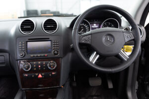 Mクラス ML350 4マチック 4WD