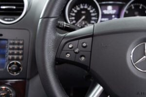 Mクラス ML350 4マチック 4WD