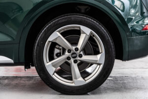 Q5 2.0TFSIクワトロスポーツ