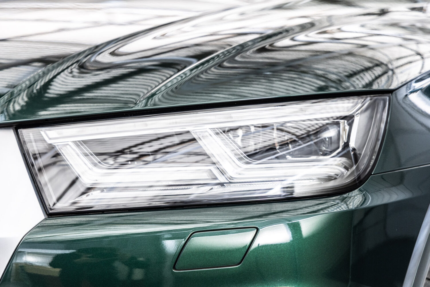 Q5 2.0TFSIクワトロスポーツ