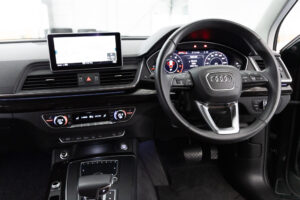 Q5 2.0TFSIクワトロスポーツ