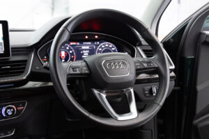 Q5 2.0TFSIクワトロスポーツ