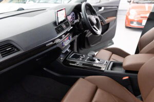 Q5 2.0TFSIクワトロスポーツ