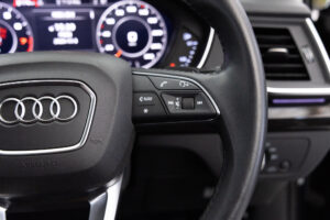 Q5 2.0TFSIクワトロスポーツ