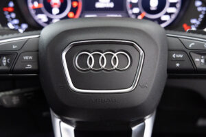 Q5 2.0TFSIクワトロスポーツ