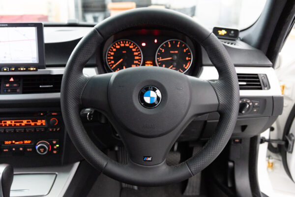3シリーズツーリング 320i Mスポーツパッケージ