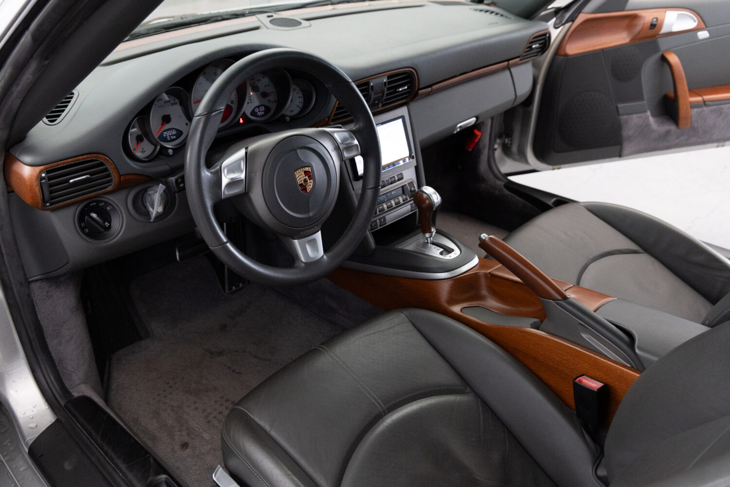 911カレラS ティプトロニックS