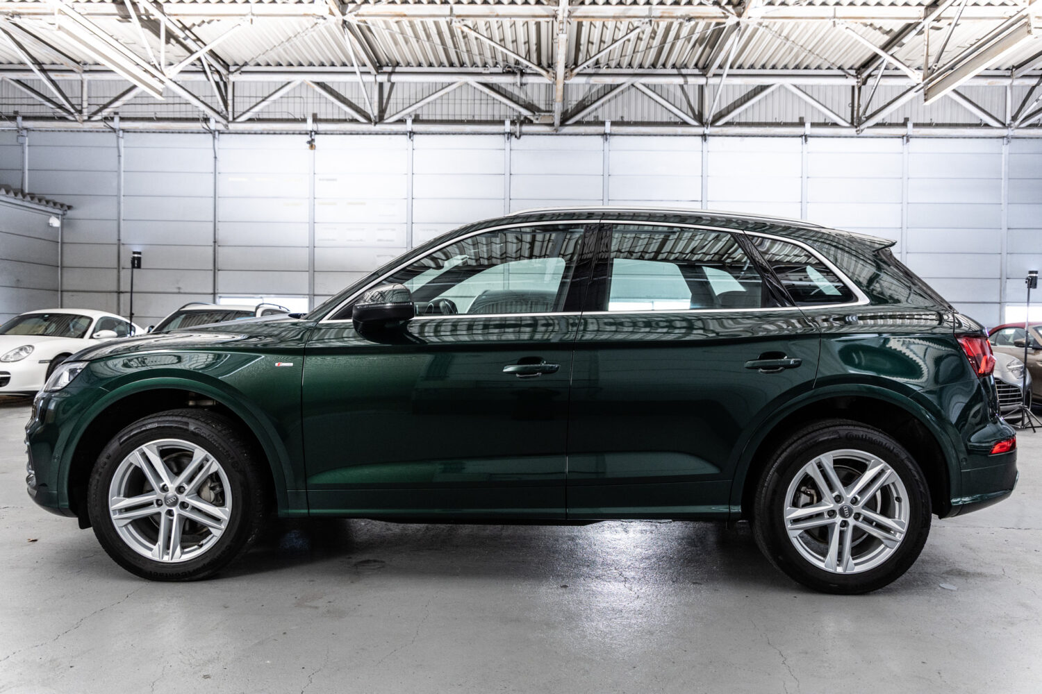 Q5 40TDIクワトロ スポーツ SラインPKG 4WD