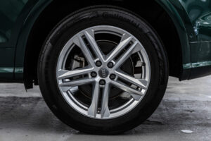 Q5 40TDIクワトロ スポーツ SラインPKG 4WD