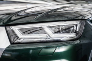 Q5 40TDIクワトロ スポーツ SラインPKG 4WD