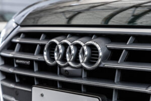 Q5 40TDIクワトロ スポーツ SラインPKG 4WD