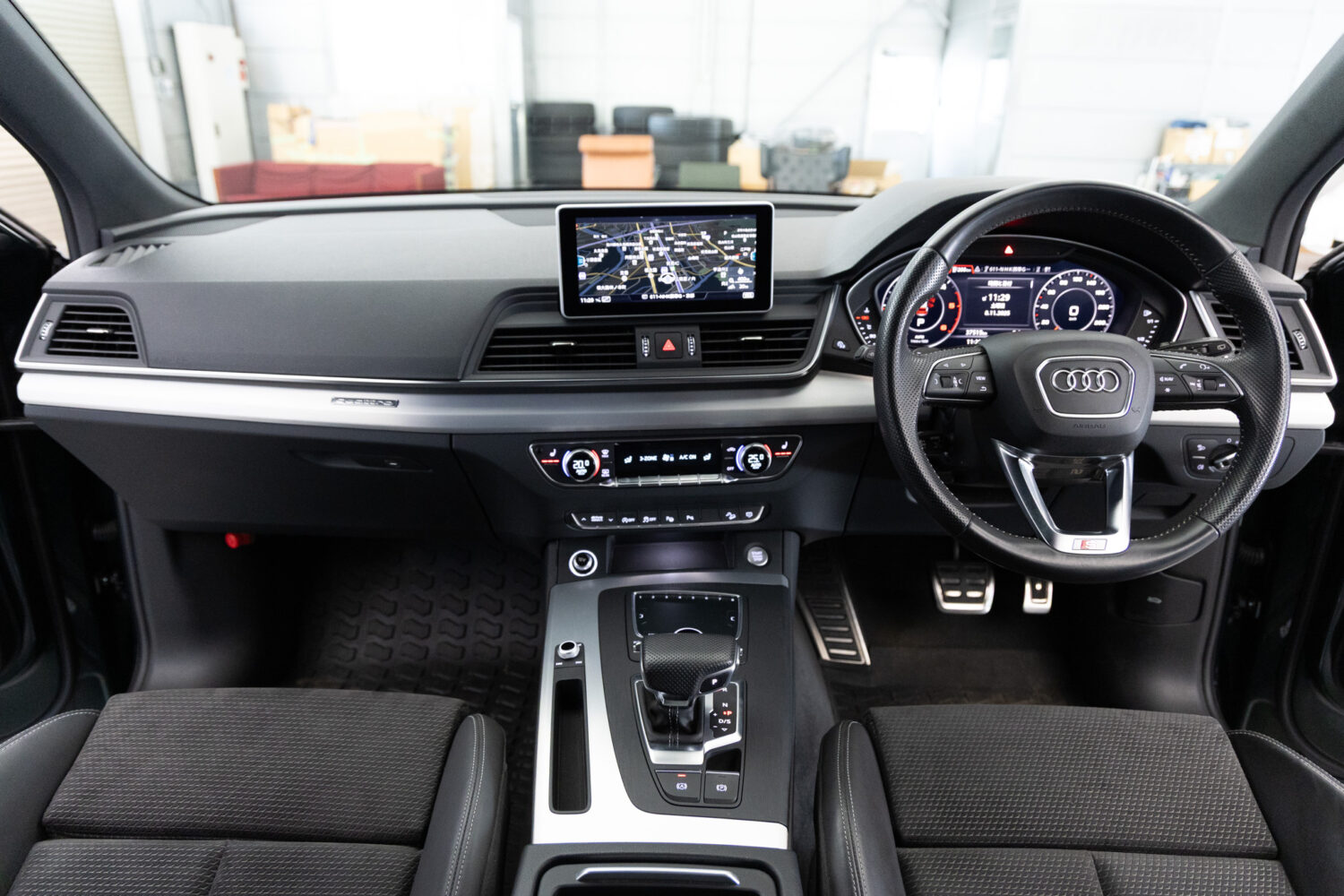 Q5 40TDIクワトロ スポーツ SラインPKG 4WD