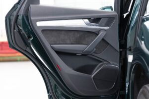 Q5 40TDIクワトロ スポーツ SラインPKG 4WD