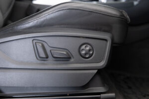 Q5 40TDIクワトロ スポーツ SラインPKG 4WD