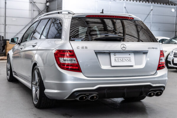 Cクラスステーションワゴン C63 AMG