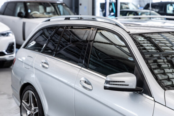Cクラスステーションワゴン C63 AMG