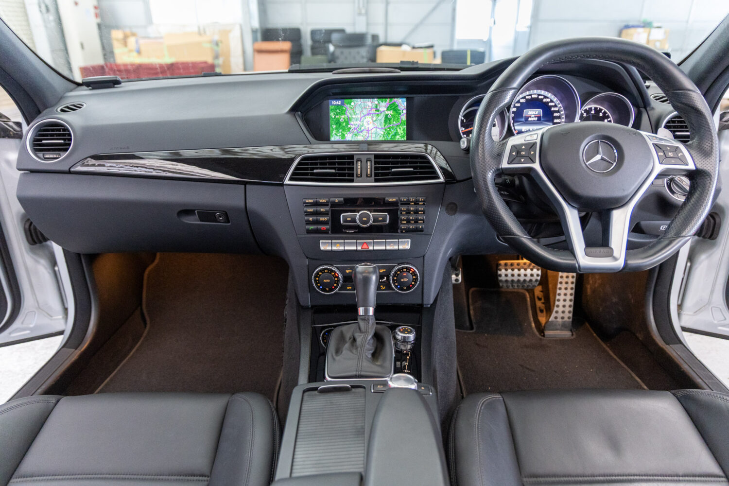 Cクラスステーションワゴン C63 AMG