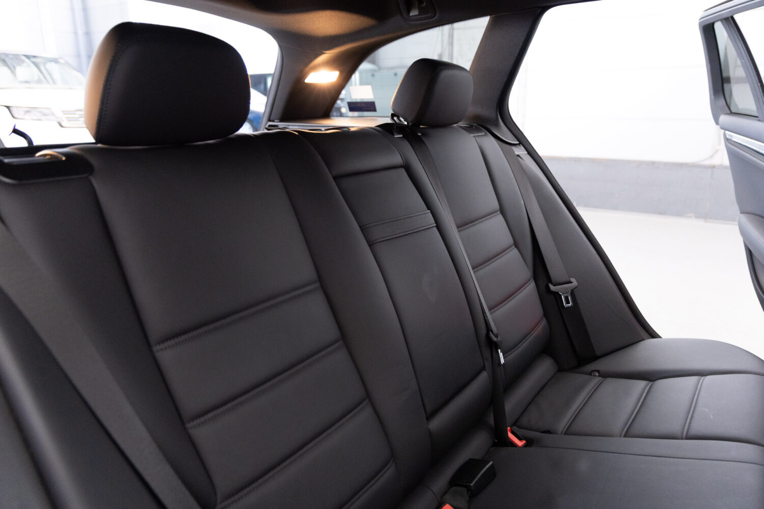 Cクラスステーションワゴン C63 AMG