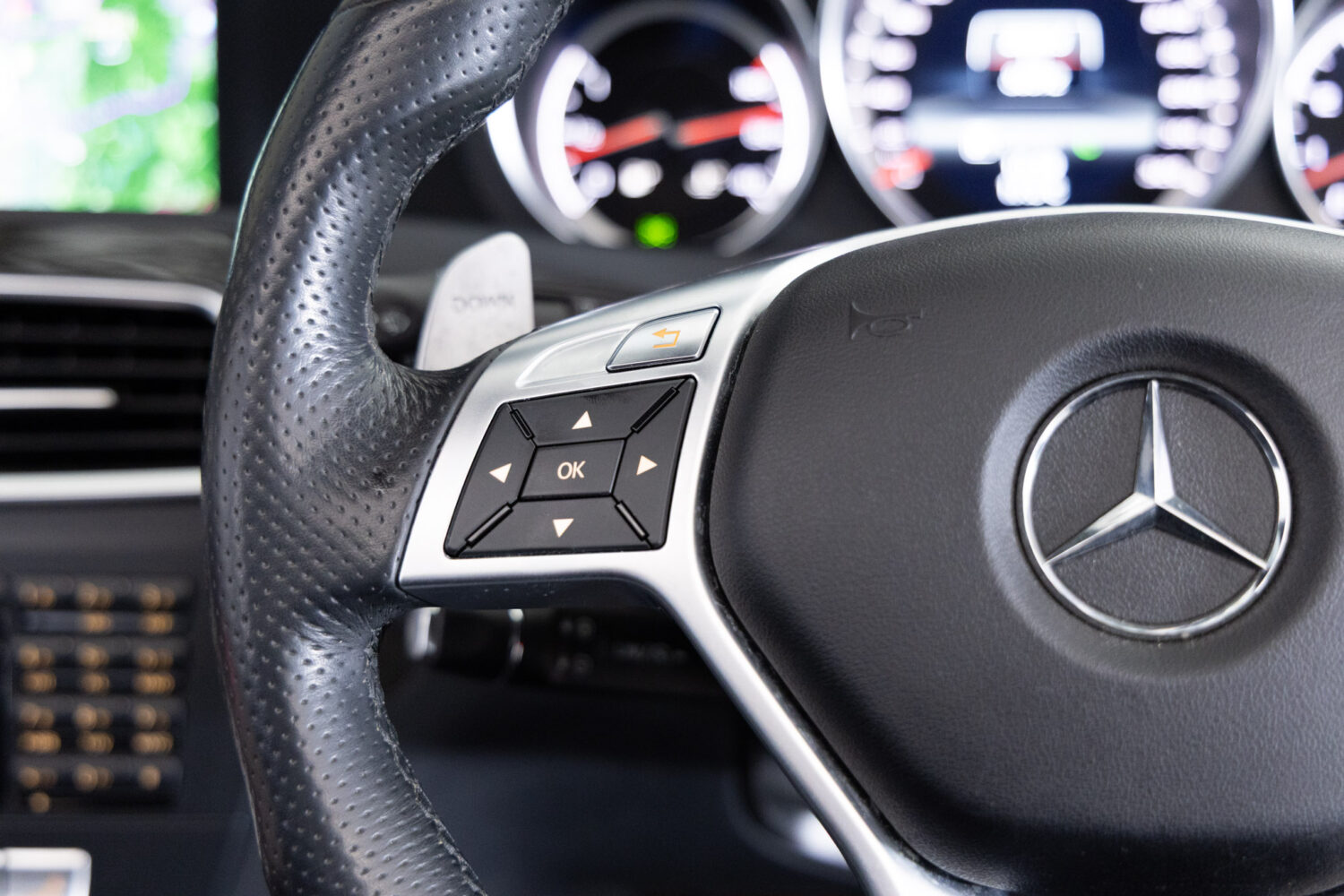 Cクラスステーションワゴン C63 AMG