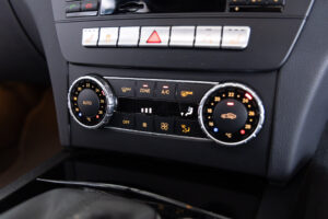 Cクラスステーションワゴン C63 AMG