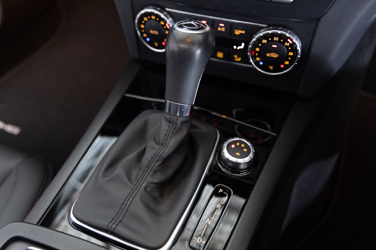 Cクラスステーションワゴン C63 AMG