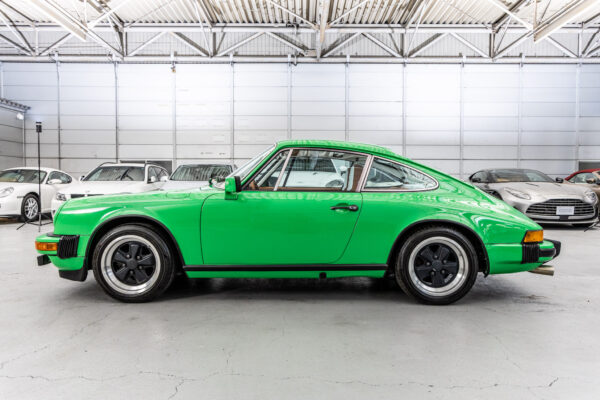 911 911S