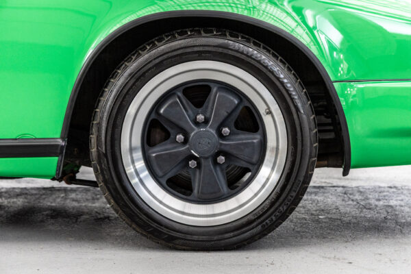 911 911S
