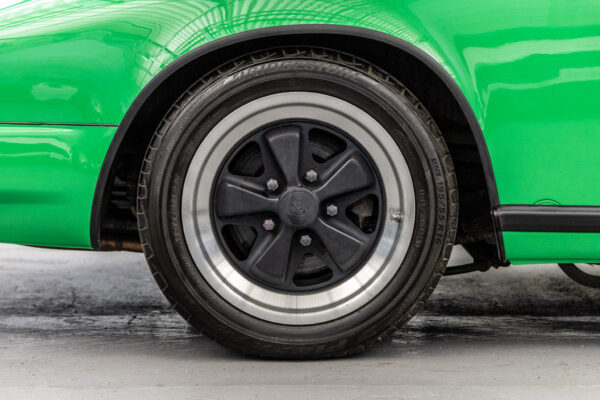 911 911S