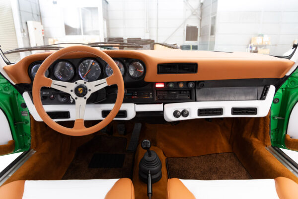 911 911S