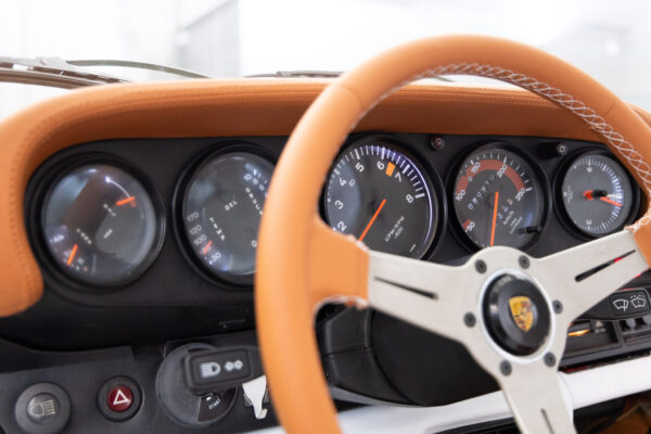 911 911S