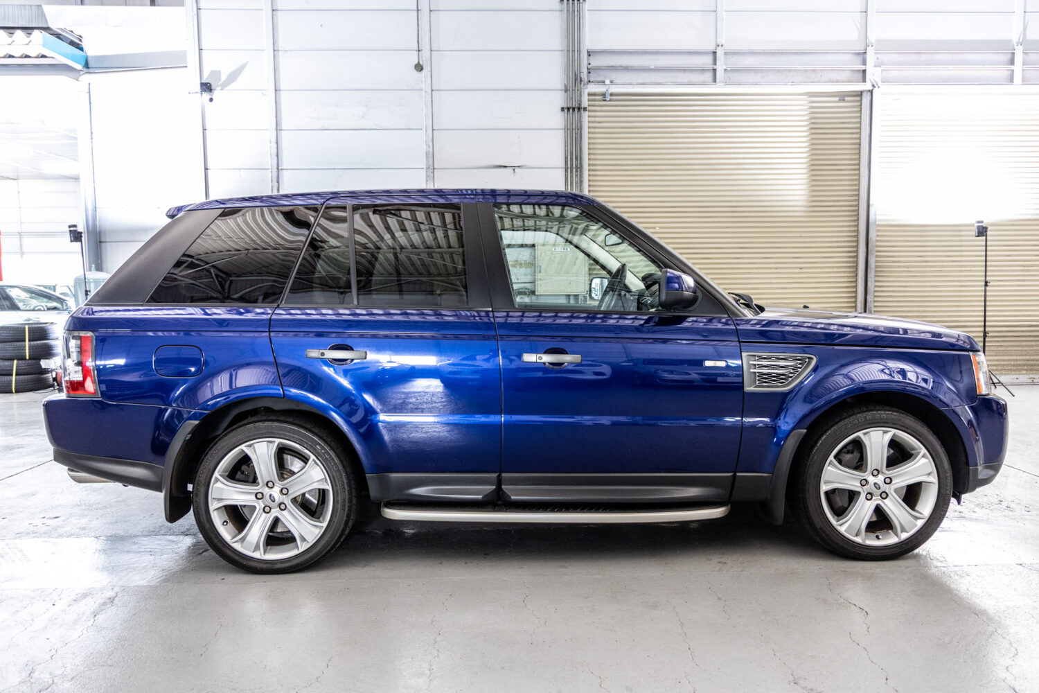 レンジローバースポーツ 5.0 V8 スーパーチャージド 4WD