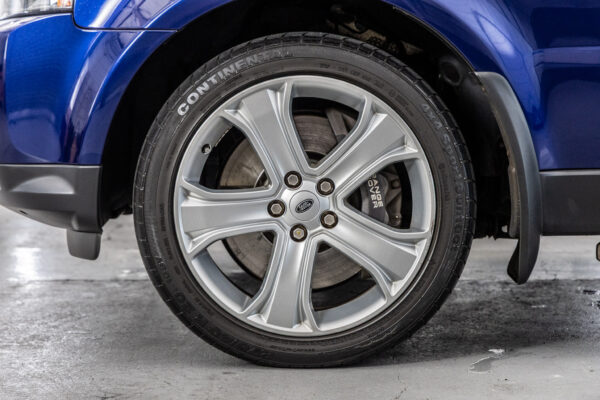レンジローバースポーツ 5.0 V8 スーパーチャージド 4WD