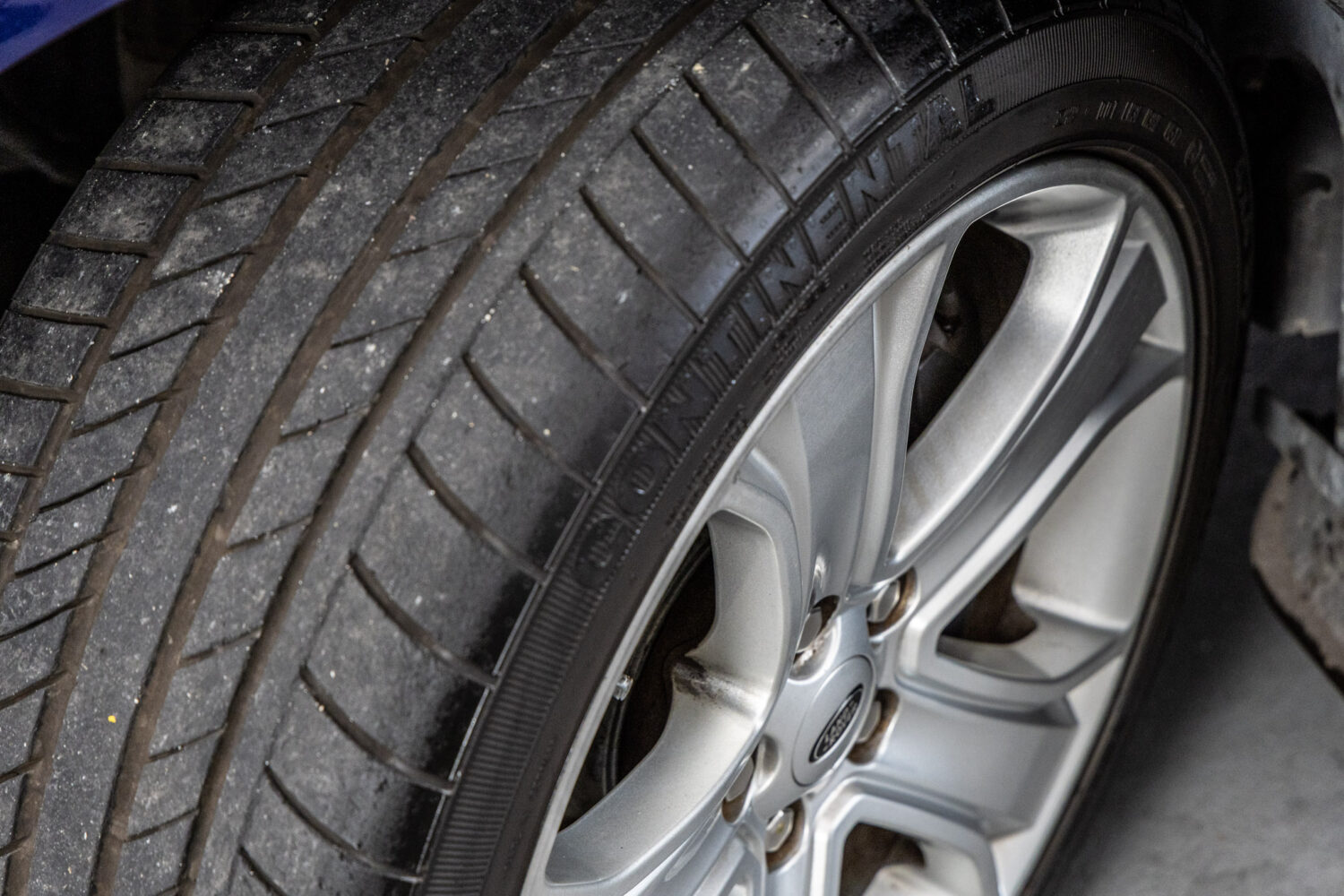 レンジローバースポーツ 5.0 V8 スーパーチャージド 4WD