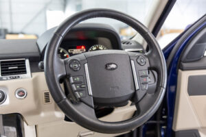 レンジローバースポーツ 5.0 V8 スーパーチャージド 4WD