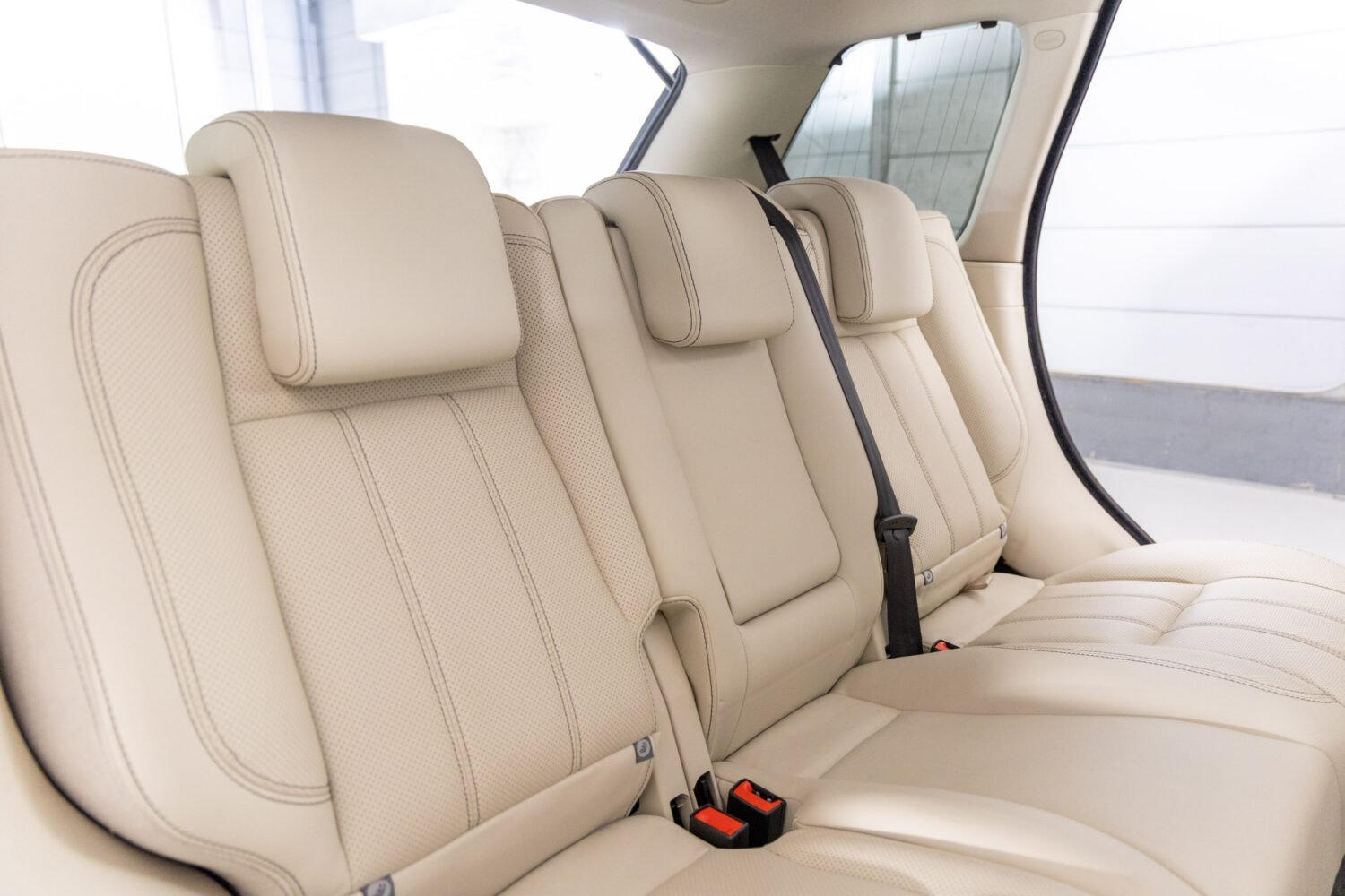 レンジローバースポーツ 5.0 V8 スーパーチャージド 4WD