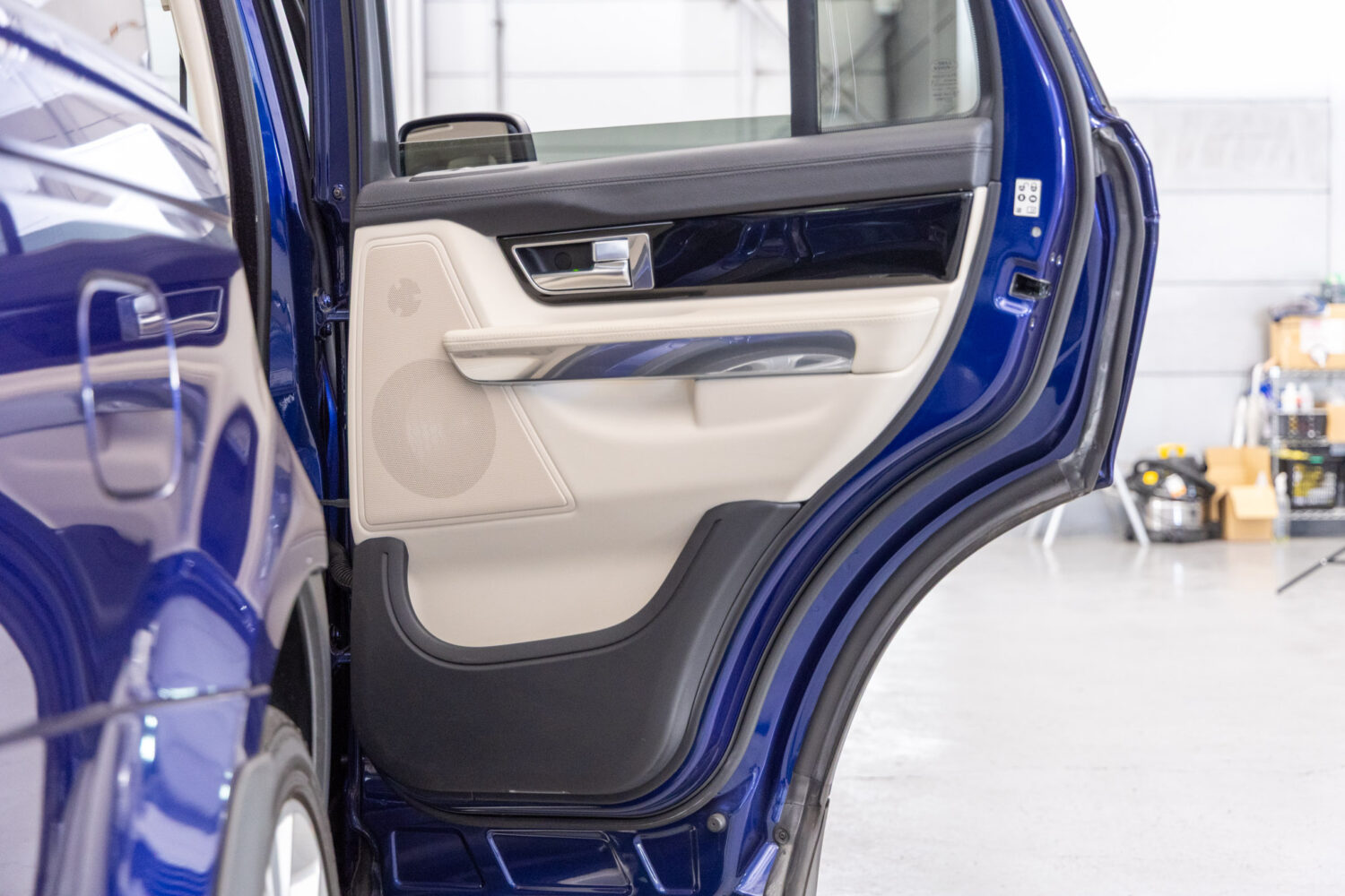 レンジローバースポーツ 5.0 V8 スーパーチャージド 4WD