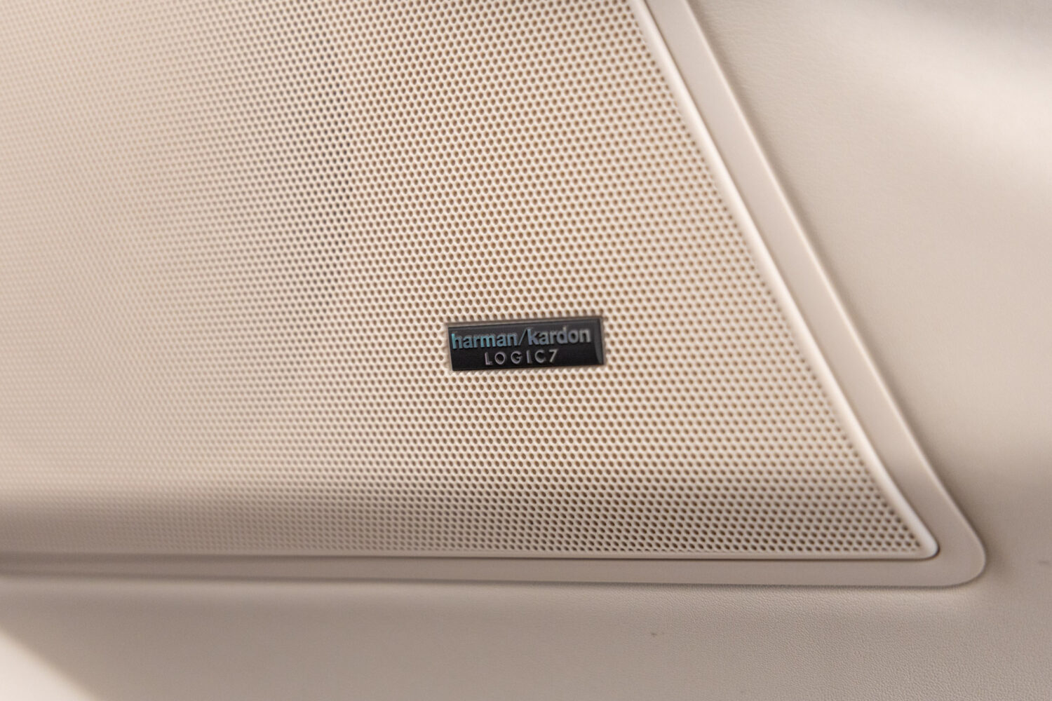 レンジローバースポーツ 5.0 V8 スーパーチャージド 4WD