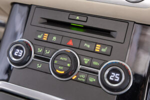 レンジローバースポーツ 5.0 V8 スーパーチャージド 4WD