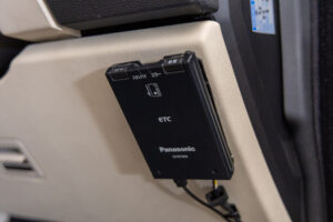 レンジローバースポーツ 5.0 V8 スーパーチャージド 4WD