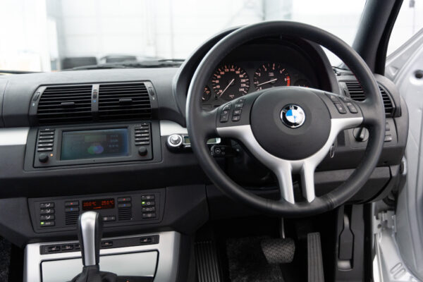 X5 4.4i 4WD