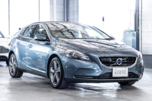 V40 T4 SE