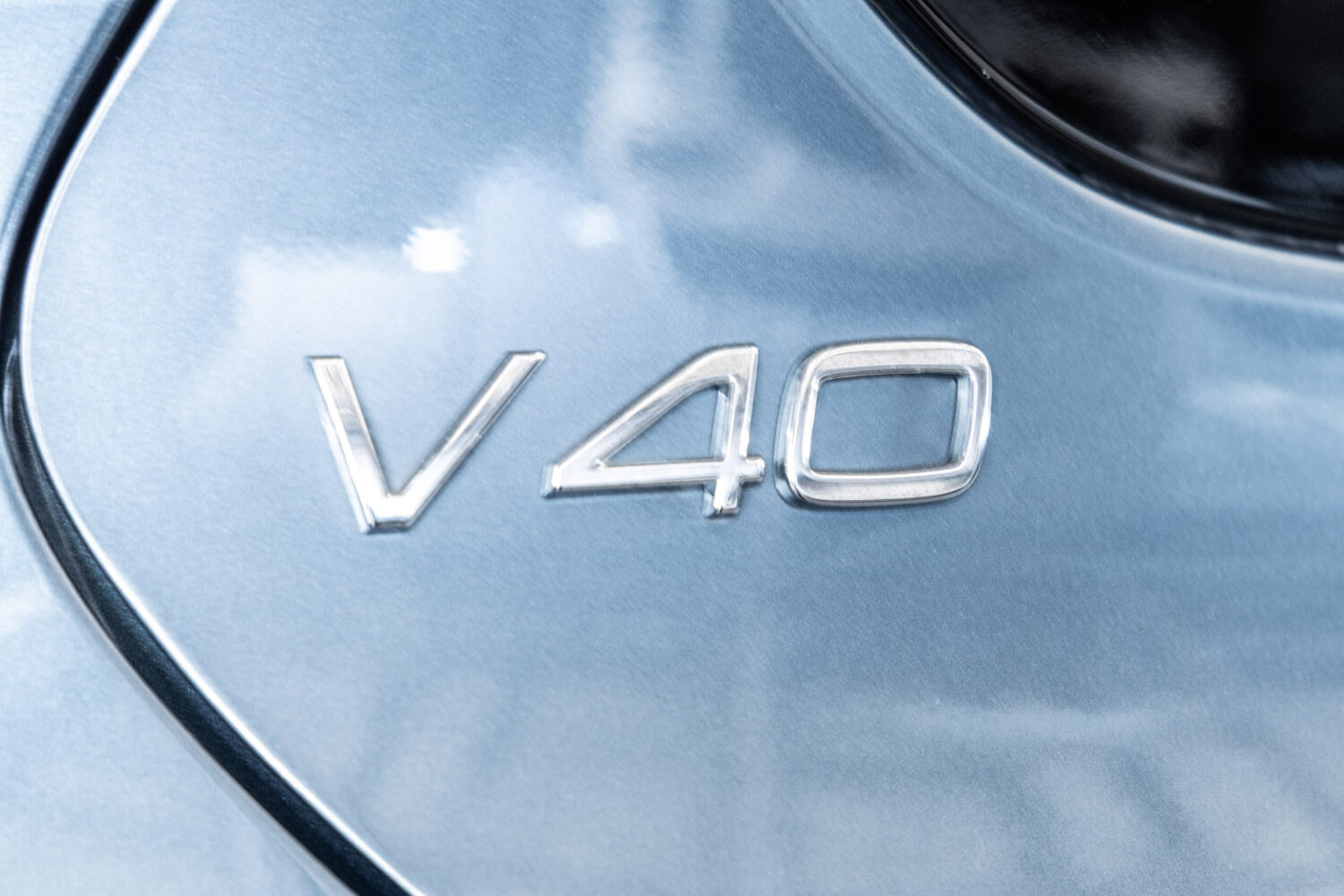 V40 T4 SE