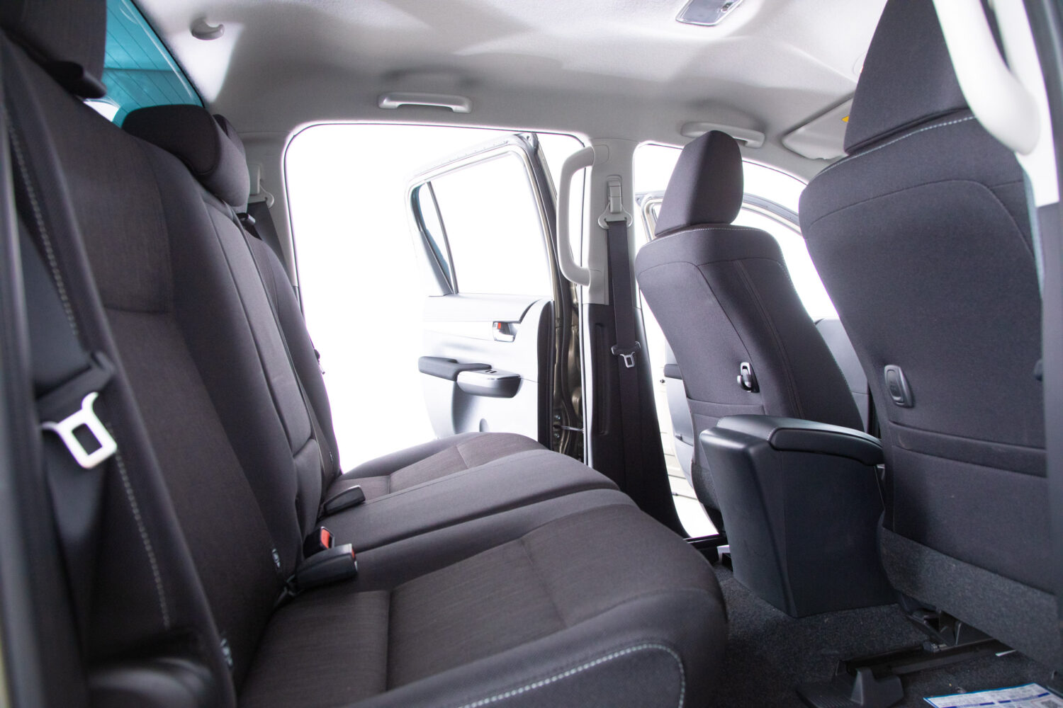 ハイラックス 2.4 Z ディーゼルターボ 4WD